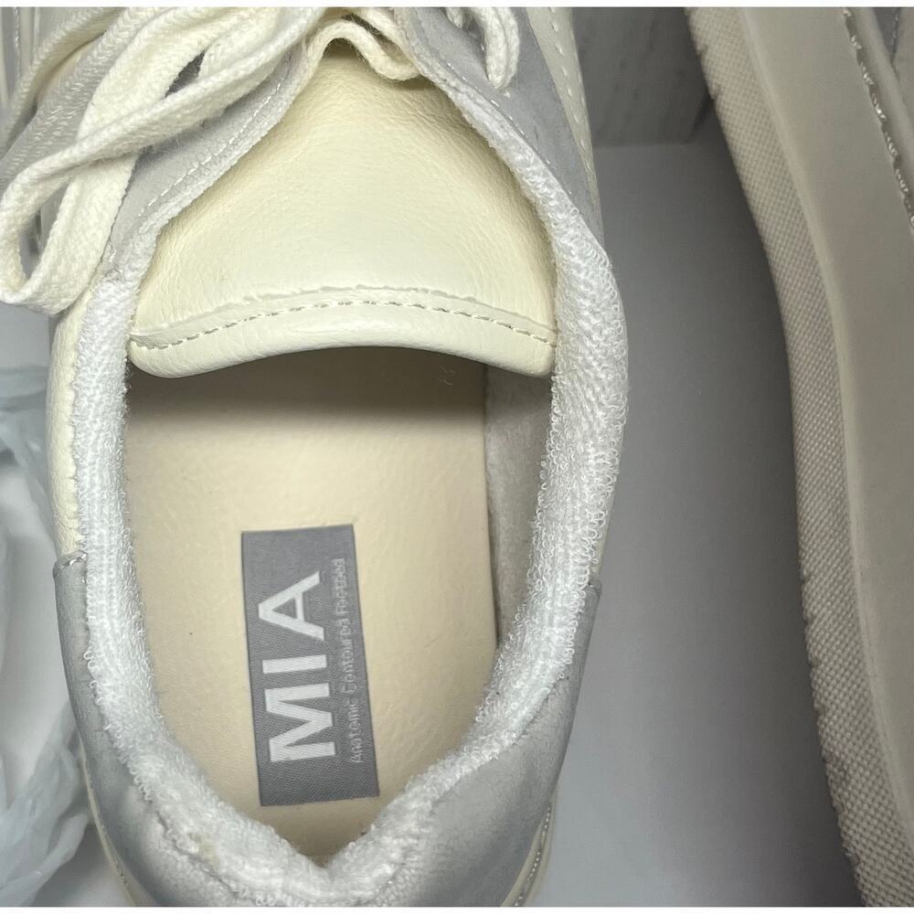 MIA Womens Platform Sneakers Shoes Sz 10 Gray Cream Lace Up Casual Color Block - Picture 5 of 7